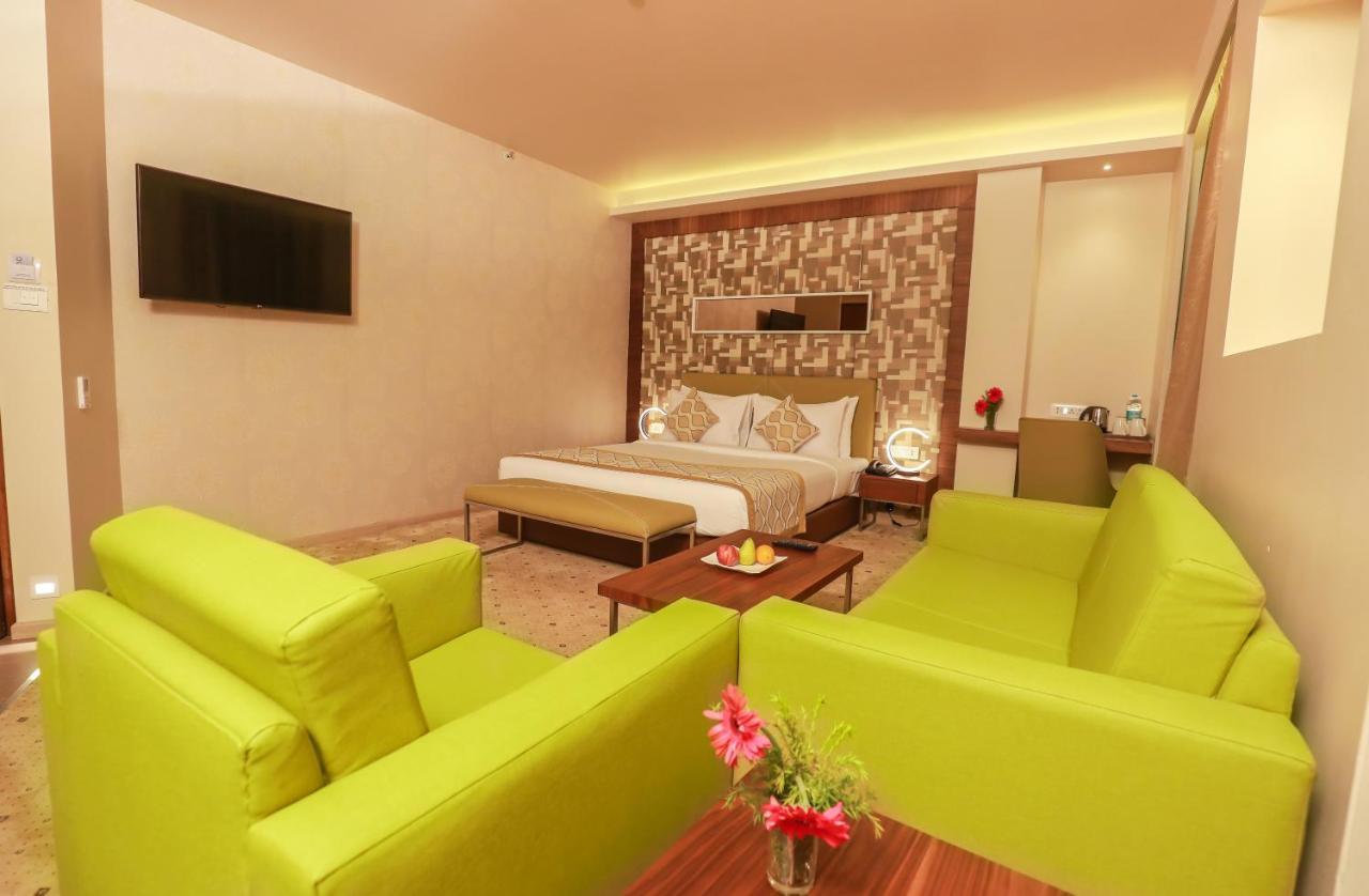 Ira By Orchid Bhubaneswar Hotell Exteriör bild