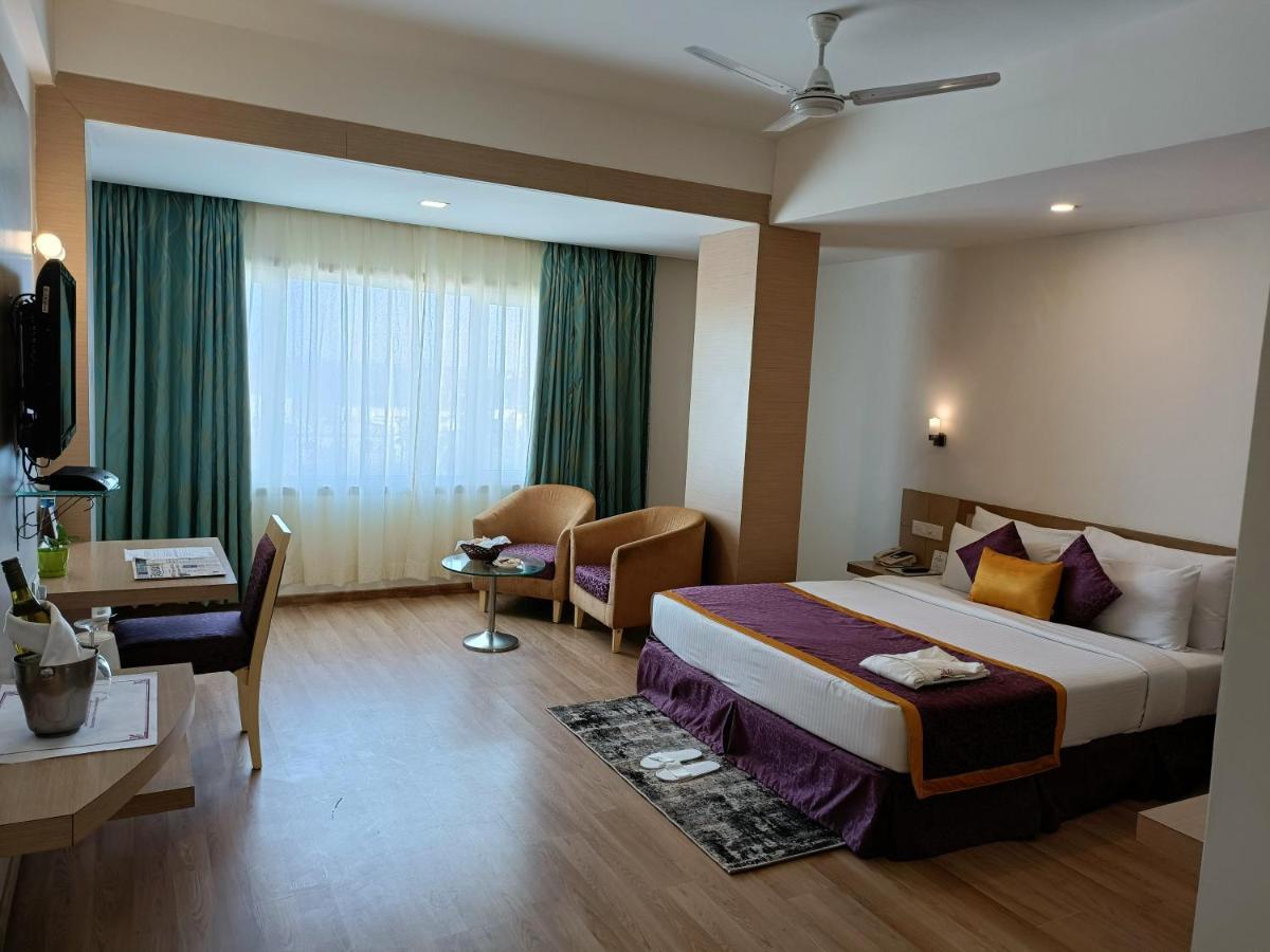 Ira By Orchid Bhubaneswar Hotell Exteriör bild
