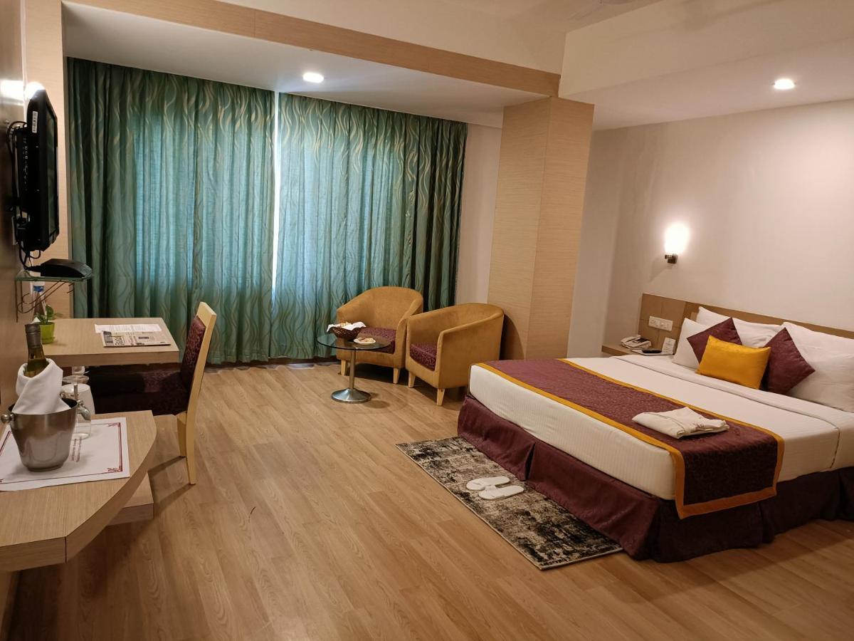 Ira By Orchid Bhubaneswar Hotell Exteriör bild