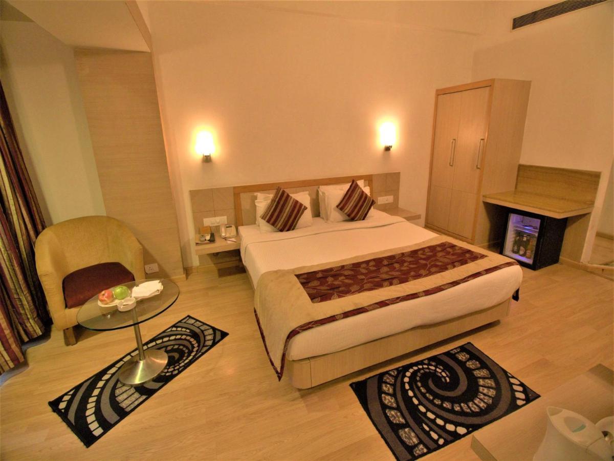 Ira By Orchid Bhubaneswar Hotell Exteriör bild