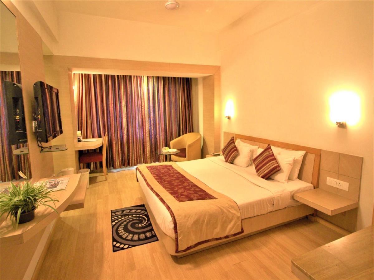 Ira By Orchid Bhubaneswar Hotell Exteriör bild