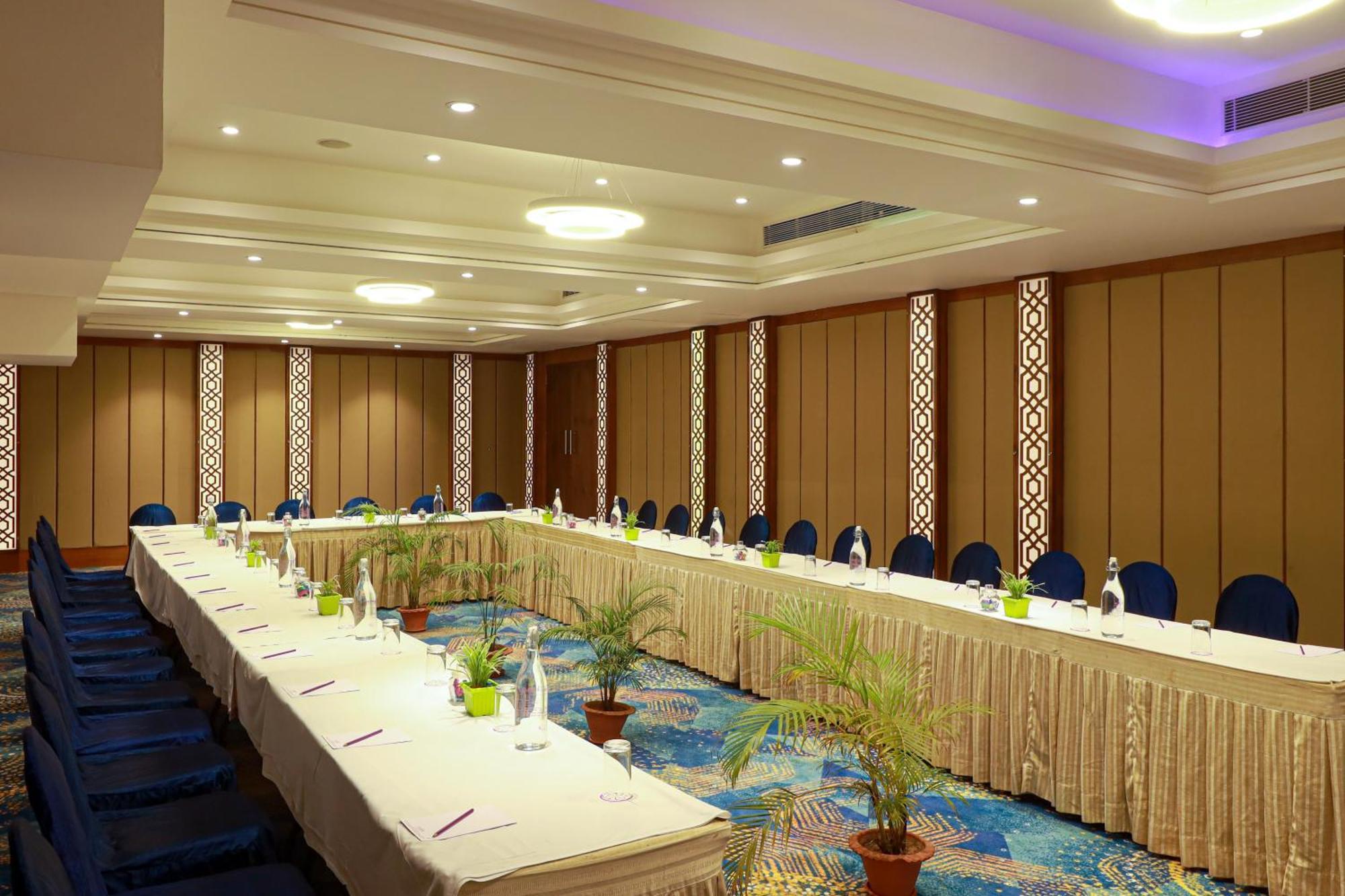 Ira By Orchid Bhubaneswar Hotell Exteriör bild