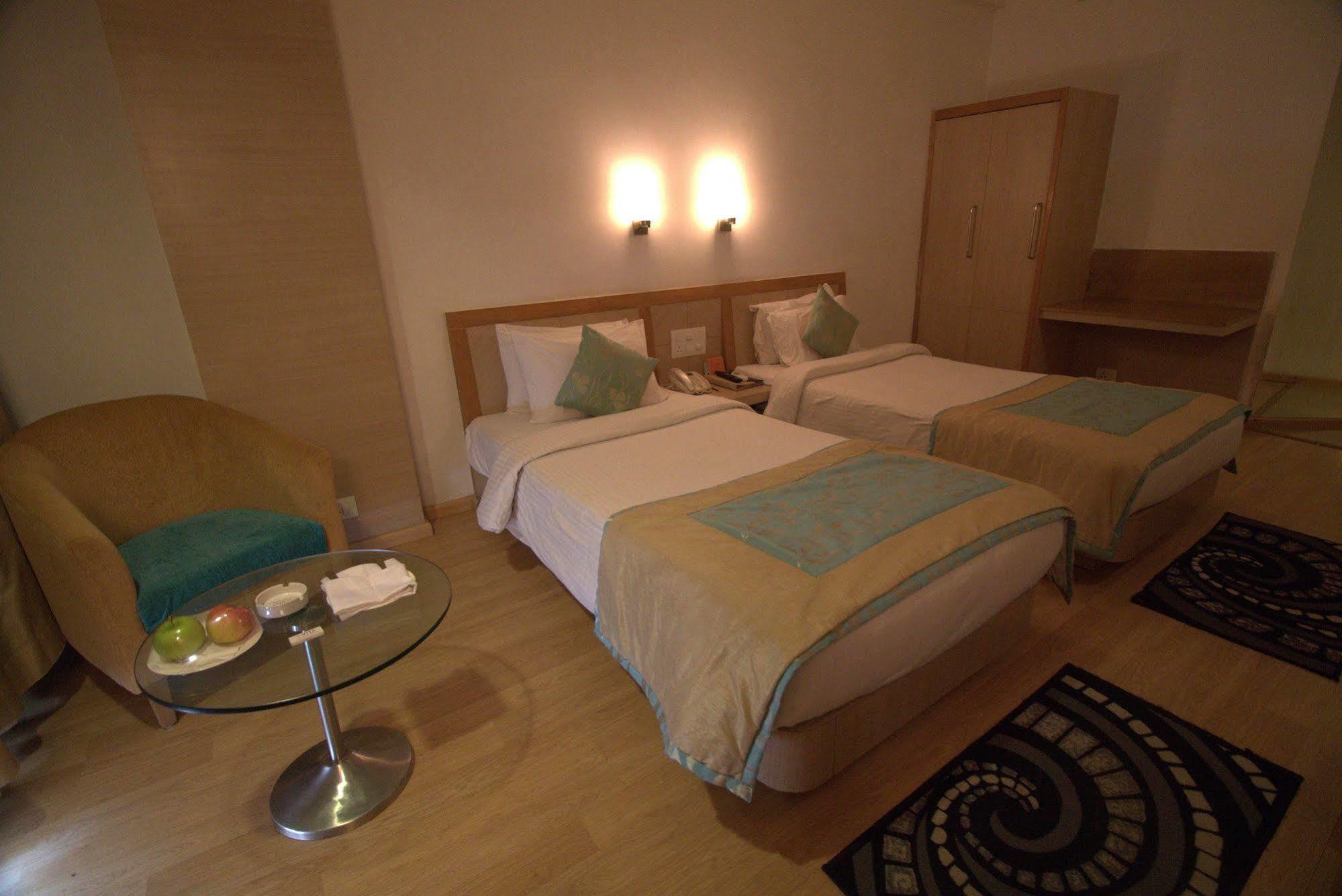 Ira By Orchid Bhubaneswar Hotell Exteriör bild